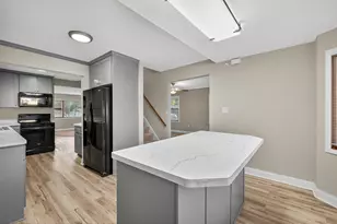 1427 Hazel St N, Saint Paul, MN 55119 - Photo 18