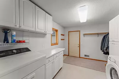 11206 72nd Street S, Cottage Grove, MN 55016 - Photo 14