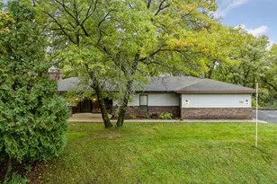 12855 Dory Ave, Apple Valley, MN 55124 - Photo 2