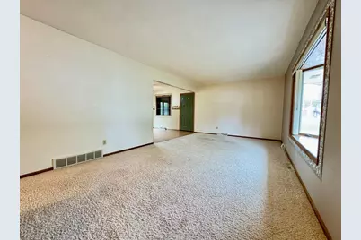 1208 Somerset Road, Fergus Falls, MN 56537 - Photo 12