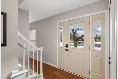 9622 Toledo Circle, Bloomington, MN 55437 - Photo 2