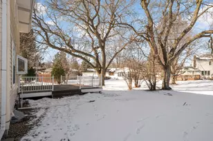 9622 Toledo Cir, Bloomington, MN 55437 - Photo 30