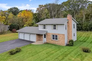 2000 Runnymeade Ct, Minnetonka, MN 55305 - Photo 1