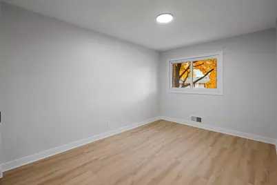 7838 Dunmore Road, Woodbury, MN 55125 - Photo 12