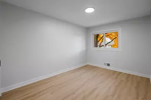 7838 Dunmore Rd, Woodbury, MN 55125 - Photo 12