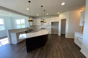 7801 Winter Wheat Wy, Woodbury, MN 55129 - Photo 2