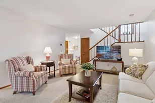 8764 Cottonwood Ln N, Maple Grove, MN 55369 - Photo 4