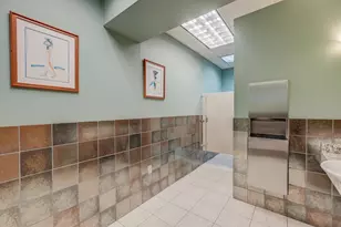 1201 Yale Pl, Minneapolis, MN 55403 - Photo 24