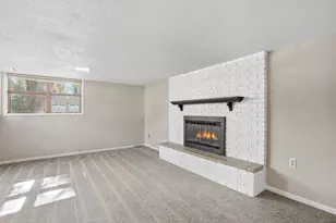 104 Mark Dr NE, Hutchinson, MN 55350 - Photo 10