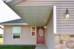 804 11th Ave N, Milaca, MN 55371 - Photo 2