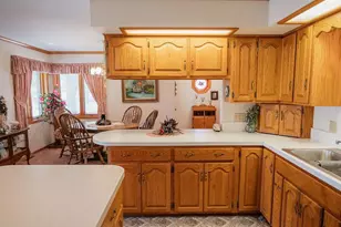 208 W 6th St, Blue Earth, MN 56013 - Photo 4