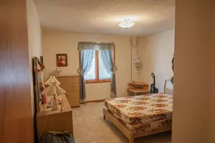 208 W 6th St, Blue Earth, MN 56013 - Photo 28