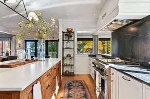 2505 Cedar Point Dr, Wayzata, MN 55391 - Photo 12