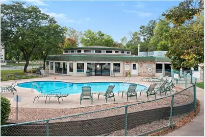 10501 Cedar Lake Road #414, Minnetonka, MN 55305 - Photo 4