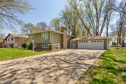 751 Lakeside Drive, Gaylord, MN 55334 - Photo 1