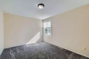 335 Elan Ct, Woodbury, MN 55125 - Photo 18