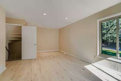 335 Elan Court, Woodbury, MN 55125 - Photo 4