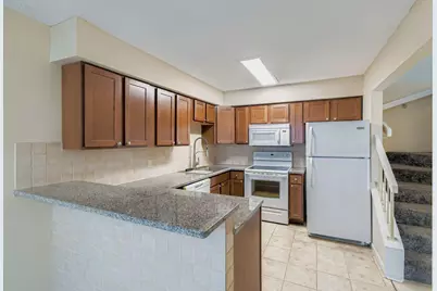 335 Elan Court, Woodbury, MN 55125 - Photo 10