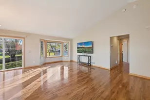 452 Park Cir, Norwood Young America, MN 55368 - Photo 6