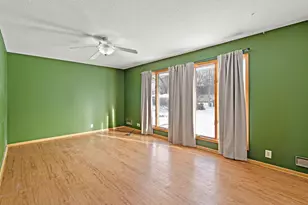 432 4th Ave NE, Osseo, MN 55369 - Photo 2