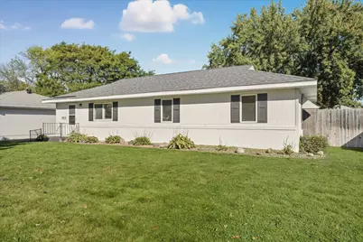 2212 55th Avenue N, Brooklyn Center, MN 55430 - Photo 4