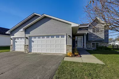 992 Farmers Ridge Trail, Belle Plaine, MN 56011 - Photo 2