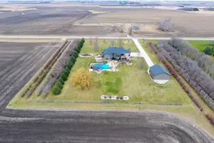 575 111th St, Pipestone, MN 56164 - Photo 114