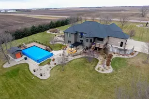 575 111th St, Pipestone, MN 56164 - Photo 16