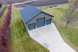 575 111th St, Pipestone, MN 56164 - Photo 102