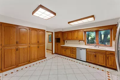 4715 Pilgrim Lane N, Plymouth, MN 55442 - Photo 18