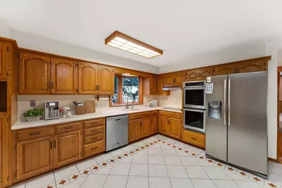 4715 Pilgrim Lane N, Plymouth, MN 55442 - Photo 6