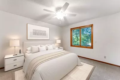 4715 Pilgrim Lane N, Plymouth, MN 55442 - Photo 10