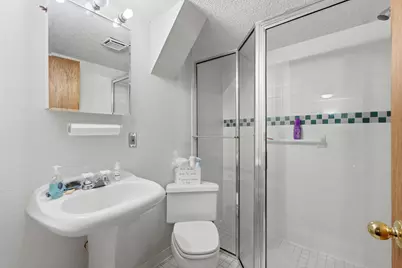 10655 Beard Avenue S, Bloomington, MN 55431 - Photo 20