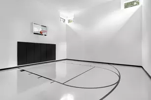 260 Eastwood Ct, Chanhassen, MN 55317 - Photo 90