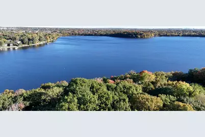 260 Eastwood Court, Chanhassen, MN 55317 - Photo 6