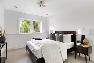 260 Eastwood Ct, Chanhassen, MN 55317 - Photo 92