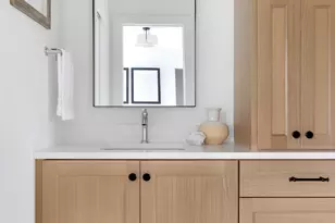 260 Eastwood Ct, Chanhassen, MN 55317 - Photo 68