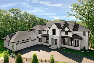 260 Eastwood Court, Chanhassen, MN 55317 - Photo 8