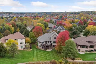 10758 Watersedge Ln, Woodbury, MN 55129 - Photo 88