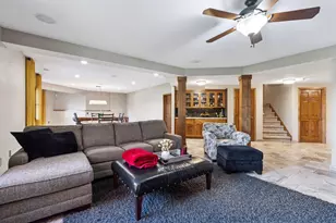 10758 Watersedge Ln, Woodbury, MN 55129 - Photo 66