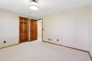 10758 Watersedge Ln, Woodbury, MN 55129 - Photo 78