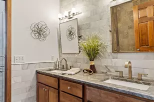 10758 Watersedge Ln, Woodbury, MN 55129 - Photo 56