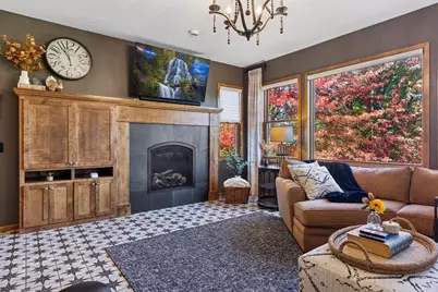 10758 Watersedge Lane, Woodbury, MN 55129 - Photo 4