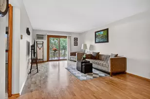 2700 Oxford St N, Roseville, MN 55113 - Photo 1