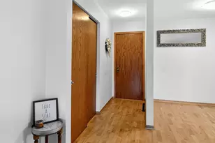 2700 Oxford St N, Roseville, MN 55113 - Photo 18