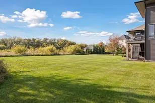 7584 Glen Alcove, Woodbury, MN 55129 - Photo 16