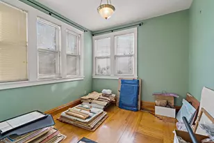 702 4th St E, Saint Paul, MN 55106 - Photo 10