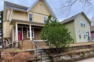 702 4th St E, Saint Paul, MN 55106 - Photo 2