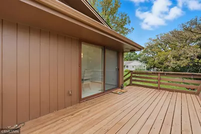 944 Pine View Court, Saint Paul, MN 55119 - Photo 26