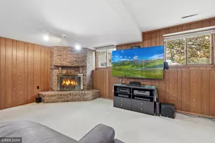 944 Pine View Ct, Saint Paul, MN 55119 - Photo 20